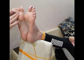 Feet tickle torture with brush and oil part2